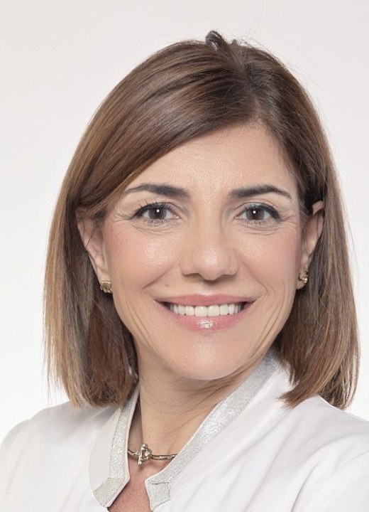 Dra. Sandra de Oliveira, directora médica de deOLIVEIRA | Clinic